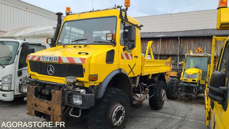MERCEDES UNIMOG - 1998 - 98608 KM - Камион: слика 2 MERCEDES UNIMOG - 1998 - 98608 KM - Камион: слика 2