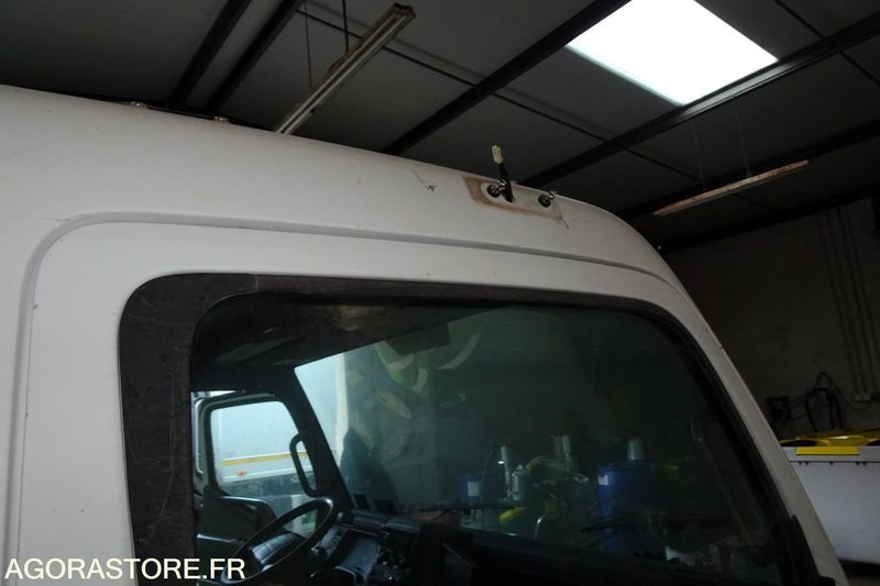 Mitsubishi Fuso Bluetec 5 - Камион: слика 3 Mitsubishi Fuso Bluetec 5 - Камион: слика 3