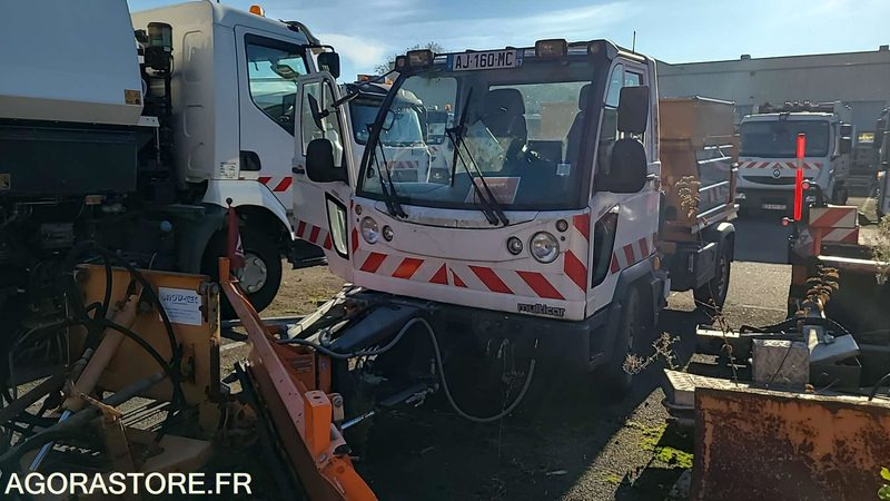 Multicar - Fumo 4x4 EQUIPE VH - 2009 - AJ160MC- PRO449-PRO249 - Камион: слика 1 Multicar - Fumo 4x4 EQUIPE VH - 2009 - AJ160MC- PRO449-PRO249 - Камион: слика 1