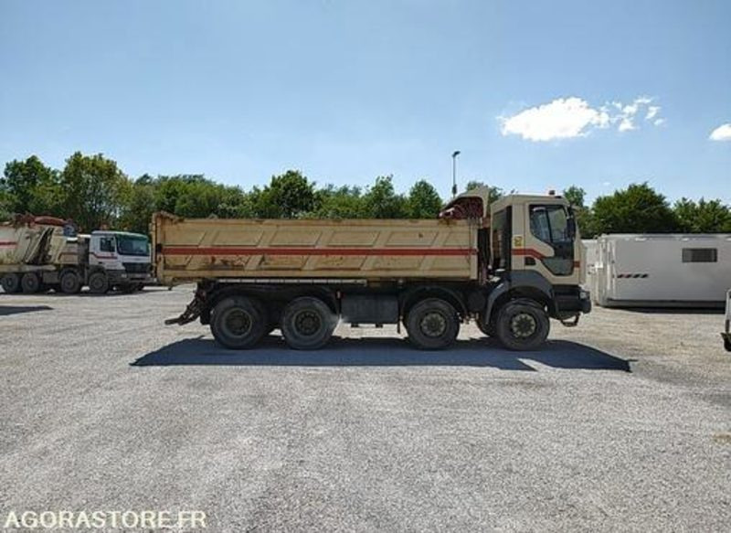 Porteur 8x4 Renault KERAX - DL116LZ - 2005 / 727486 KM (ML557) - Камион: слика 5 Porteur 8x4 Renault KERAX - DL116LZ - 2005 / 727486 KM (ML557) - Камион: слика 5