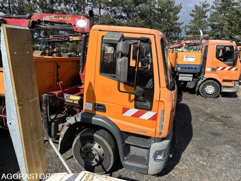 Porteur Tribenne grue Iveco Eurocargo - BC251FS - Камион: слика 4 Porteur Tribenne grue Iveco Eurocargo - BC251FS - Камион: слика 4