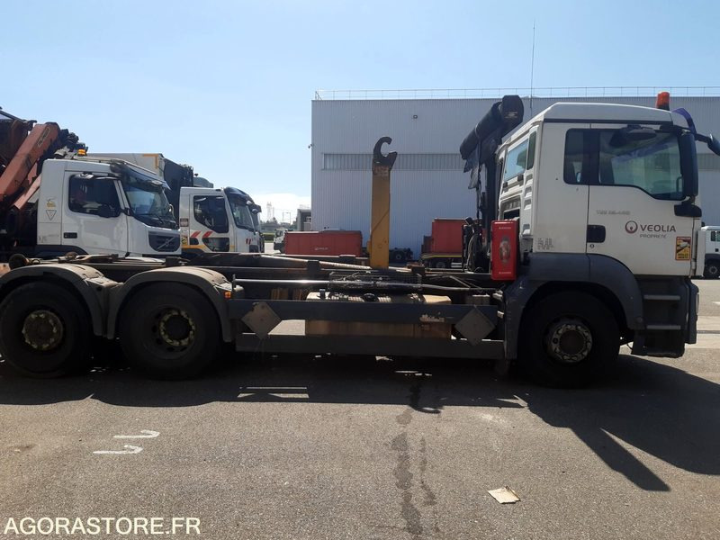R51812-PORTEUR POLYBENNE MAN TGS 28.400 - BRAS GUIMA - ANNÉE 2010 - 555918 Km - Камион: слика 4 R51812-PORTEUR POLYBENNE MAN TGS 28.400 - BRAS GUIMA - ANNÉE 2010 - 555918 Km - Камион: слика 4