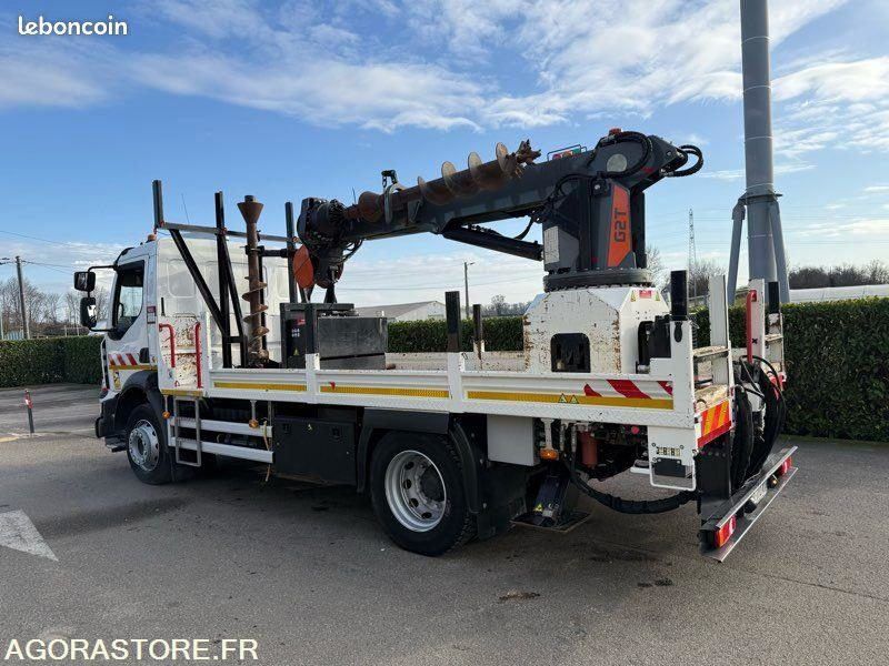 RENAULT D13 FOREUSE RISA G2T - Камион: слика 2 RENAULT D13 FOREUSE RISA G2T - Камион: слика 2