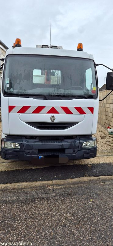 RENAULT MIDLUM GRUE - 2003 -143000km - Камион: слика 1 RENAULT MIDLUM GRUE - 2003 -143000km - Камион: слика 1