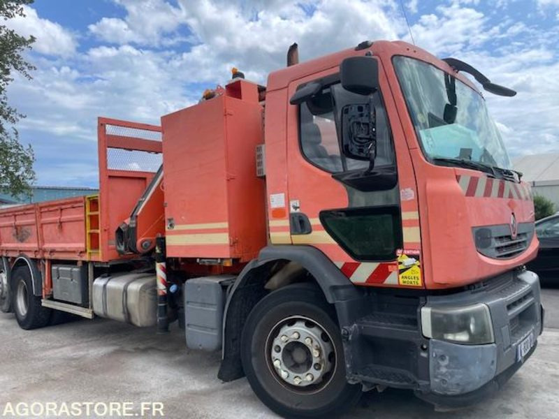 RENAULT PREMIUM LANDER 430.26 - PLATEAU GRUE - GRUE FASSI F150 + RADIO - 2011 - Камион: слика 2 RENAULT PREMIUM LANDER 430.26 - PLATEAU GRUE - GRUE FASSI F150 + RADIO - 2011 - Камион: слика 2