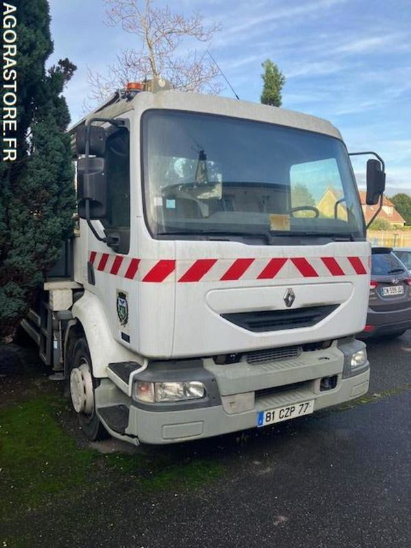 Renault Midliner (Nacelle) 2003 - 18441 kms - Камион: слика 3 Renault Midliner (Nacelle) 2003 - 18441 kms - Камион: слика 3