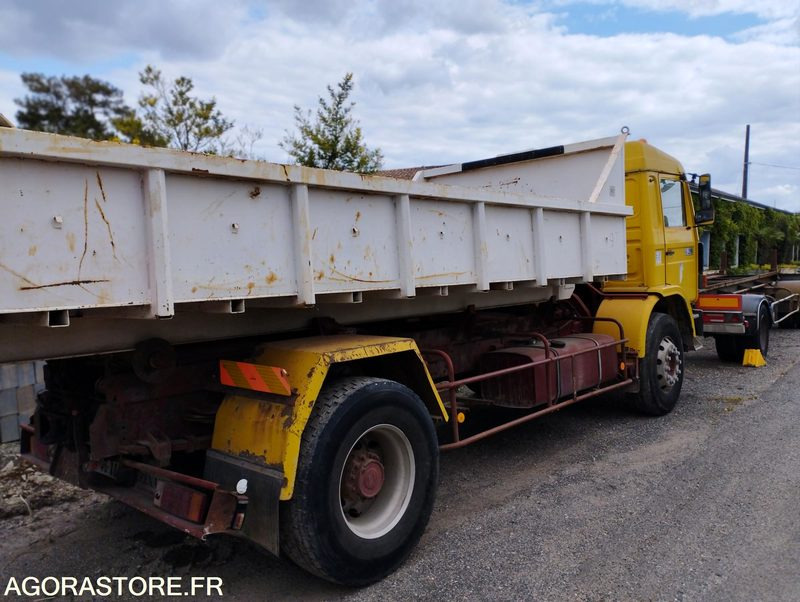 Camion RENAULT AMPLIROLL- 1988 - 838556 KMS - Камион: слика 2 Camion RENAULT AMPLIROLL- 1988 - 838556 KMS - Камион: слика 2
