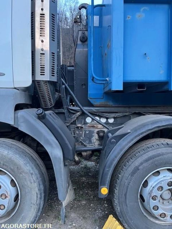 CAMION 8X4 RENAULT KERAX 2002 395000 KM - Камион влекач: слика 4 CAMION 8X4 RENAULT KERAX 2002 395000 KM - Камион влекач: слика 4