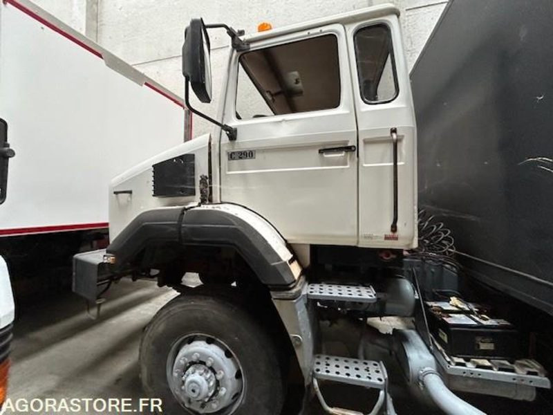 RENAULT TRACTEUR C290 4X4 110KM/H 282500 KM - Камион влекач: слика 1 RENAULT TRACTEUR C290 4X4 110KM/H 282500 KM - Камион влекач: слика 1