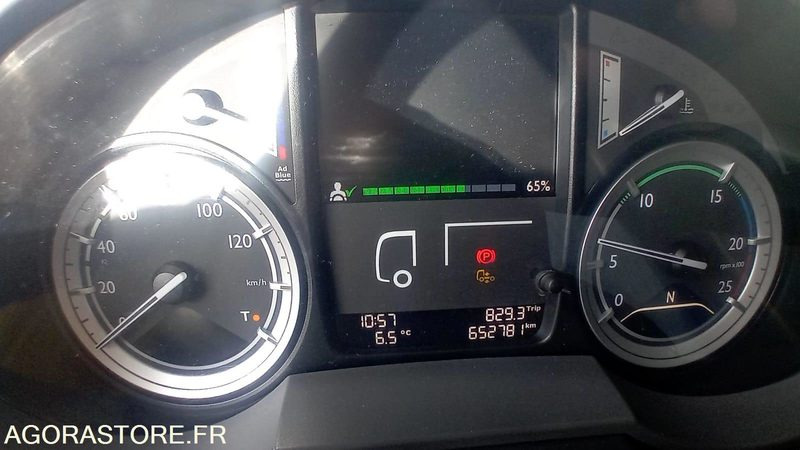 TRACTEUR DAF XF 460 - 2016 - 652 781km - pneus neufs - Камион влекач: слика 5 TRACTEUR DAF XF 460 - 2016 - 652 781km - pneus neufs - Камион влекач: слика 5