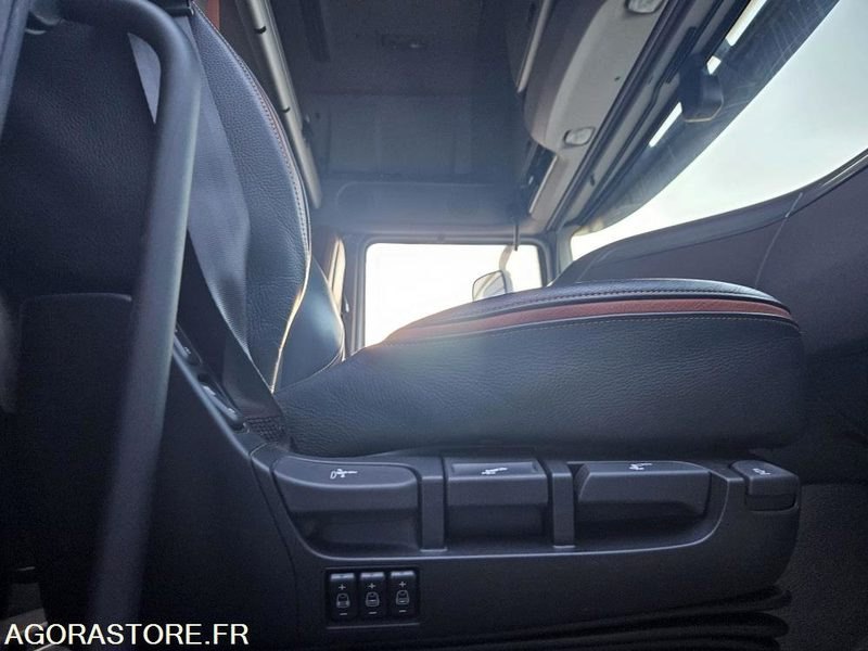 TRACTEUR DAF XF 510 XL - 2016 - 447120km - TRES BON ETAT - Камион влекач: слика 5 TRACTEUR DAF XF 510 XL - 2016 - 447120km - TRES BON ETAT - Камион влекач: слика 5