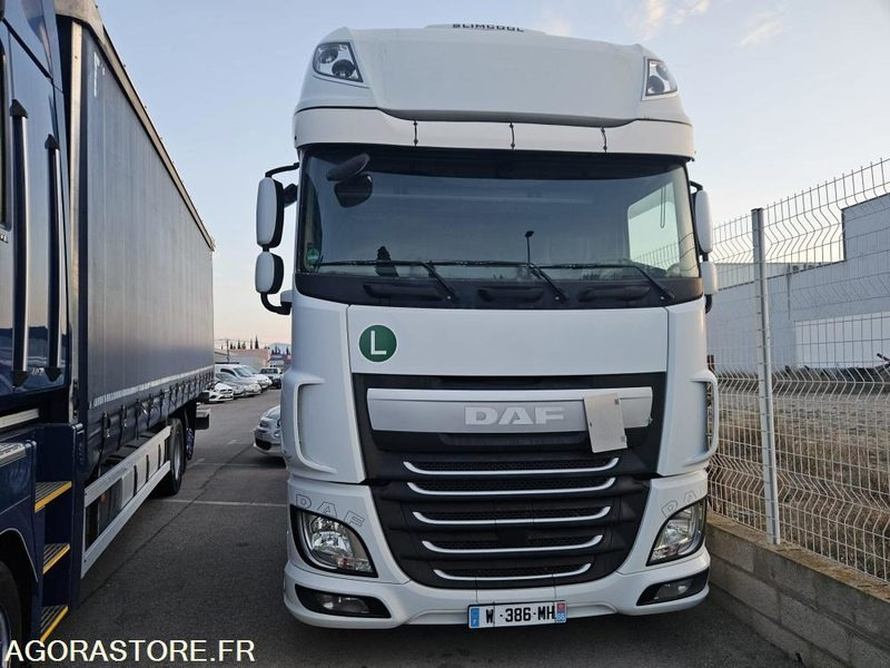 TRACTEUR DAF XF 510 XL - 2016 - 447120km - TRES BON ETAT - Камион влекач: слика 4 TRACTEUR DAF XF 510 XL - 2016 - 447120km - TRES BON ETAT - Камион влекач: слика 4