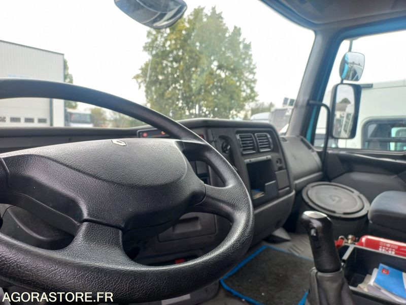 TRACTEUR RENAULT TRUCKS AVEC POMPE DK258VR (vente uniquement export) - Камион влекач: слика 5 TRACTEUR RENAULT TRUCKS AVEC POMPE DK258VR (vente uniquement export) - Камион влекач: слика 5