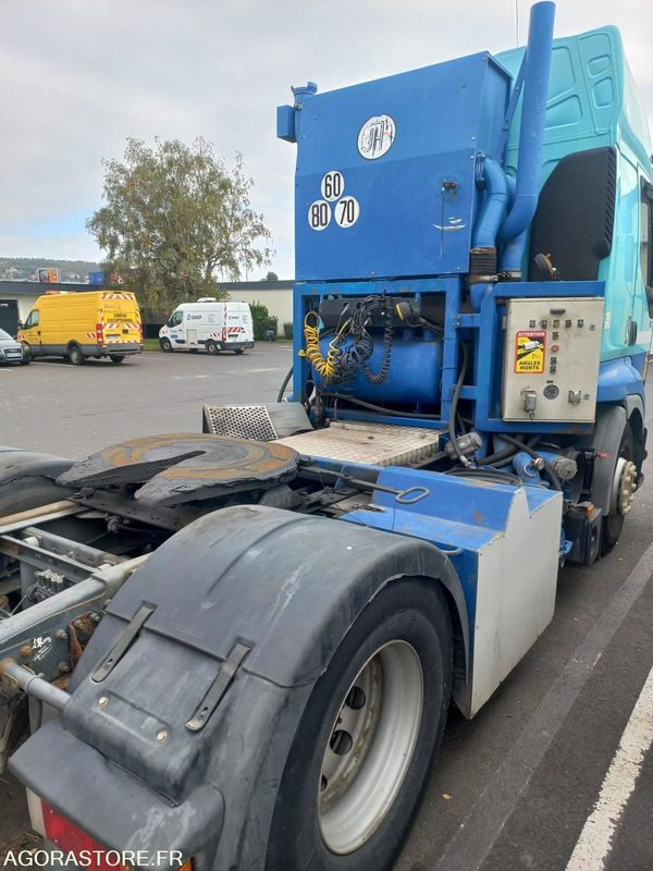 TRACTEUR RENAULT TRUCKS AVEC POMPE DK258VR (vente uniquement export) - Камион влекач: слика 3 TRACTEUR RENAULT TRUCKS AVEC POMPE DK258VR (vente uniquement export) - Камион влекач: слика 3