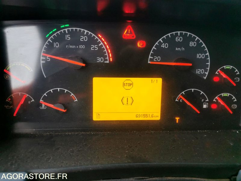 Tracteur routier volvo fm - 691551.6 kms - 2008 - Камион влекач: слика 3 Tracteur routier volvo fm - 691551.6 kms - 2008 - Камион влекач: слика 3