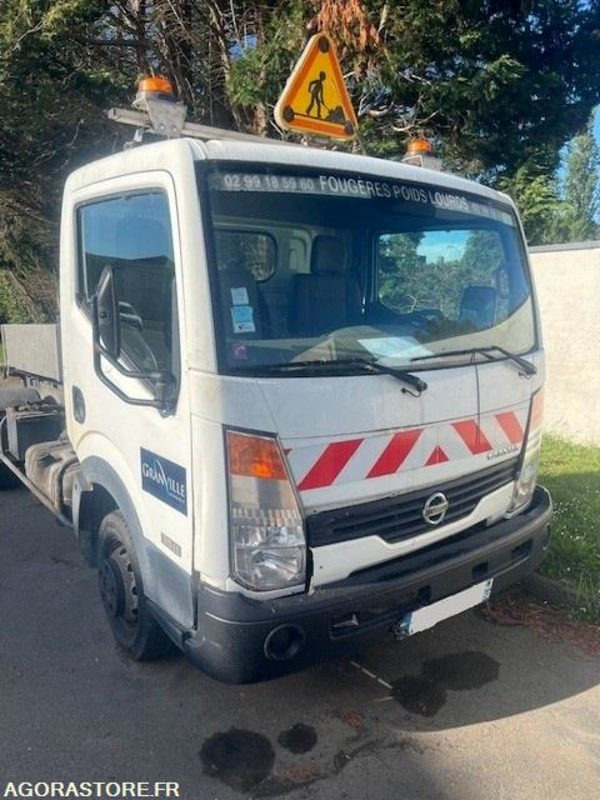 NISSAN CABSTAR - Комбе: слика 1 NISSAN CABSTAR - Комбе: слика 1