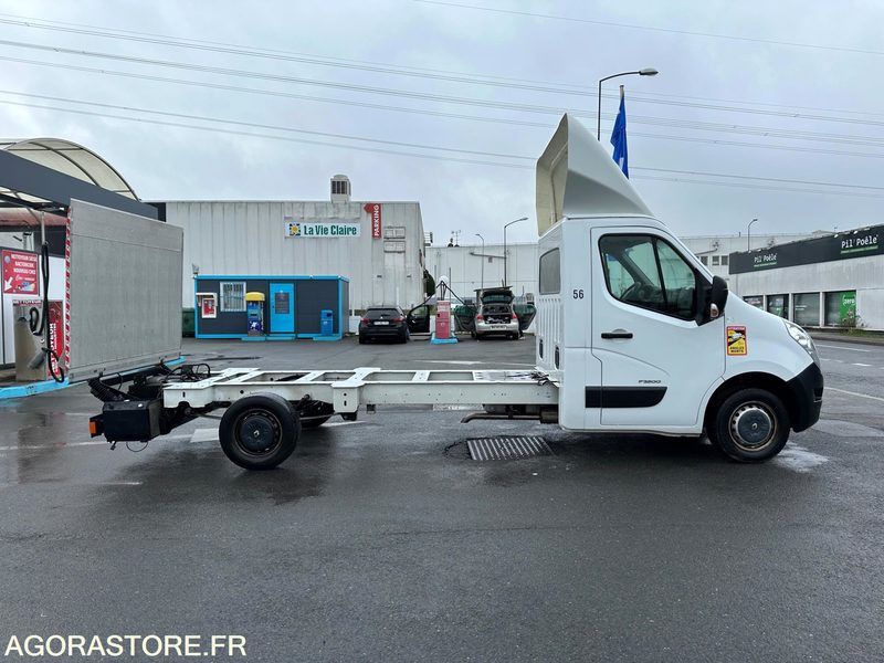 Renault Master III 2.3 DCI Plateau avec Hayon - Комбе: слика 5 Renault Master III 2.3 DCI Plateau avec Hayon - Комбе: слика 5