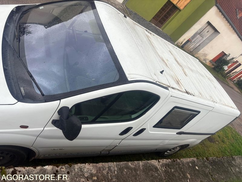 Renault Trafic dci 115 / 228000 km - Комбе: слика 5 Renault Trafic dci 115 / 228000 km - Комбе: слика 5