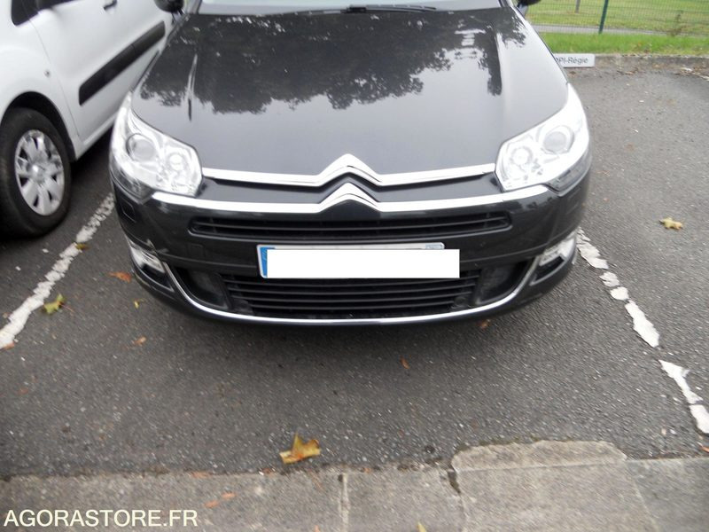 LOT 13 SLT - CITROEN C5 - Автомобил: слика 1 LOT 13 SLT - CITROEN C5 - Автомобил: слика 1