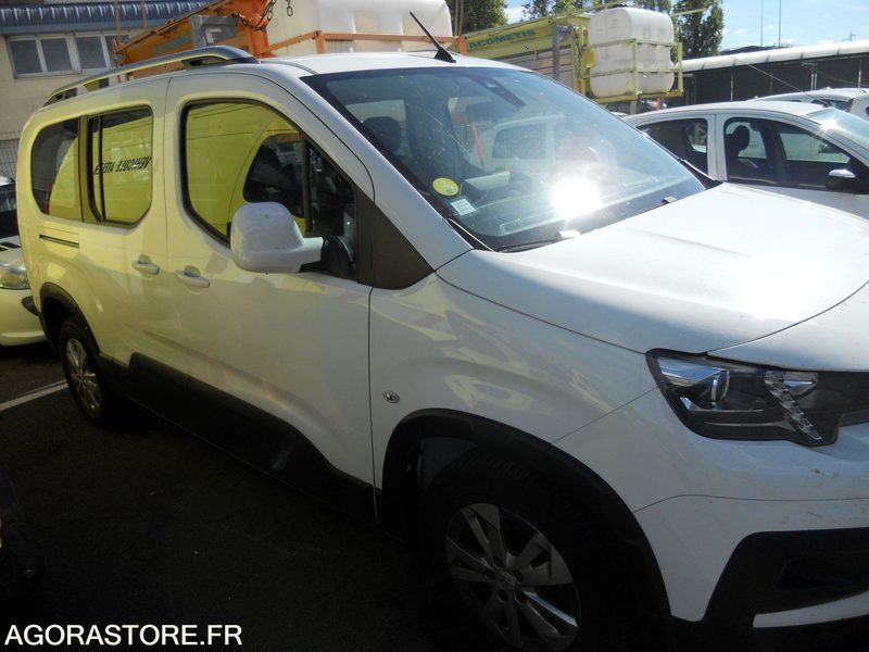 LOT 14 SLT - PEUGEOT RIFTER 7 PL - Автомобил: слика 4 LOT 14 SLT - PEUGEOT RIFTER 7 PL - Автомобил: слика 4