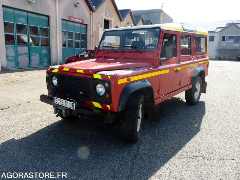 Land Rover Defender Long - SUV: слика 2 Land Rover Defender Long - SUV: слика 2