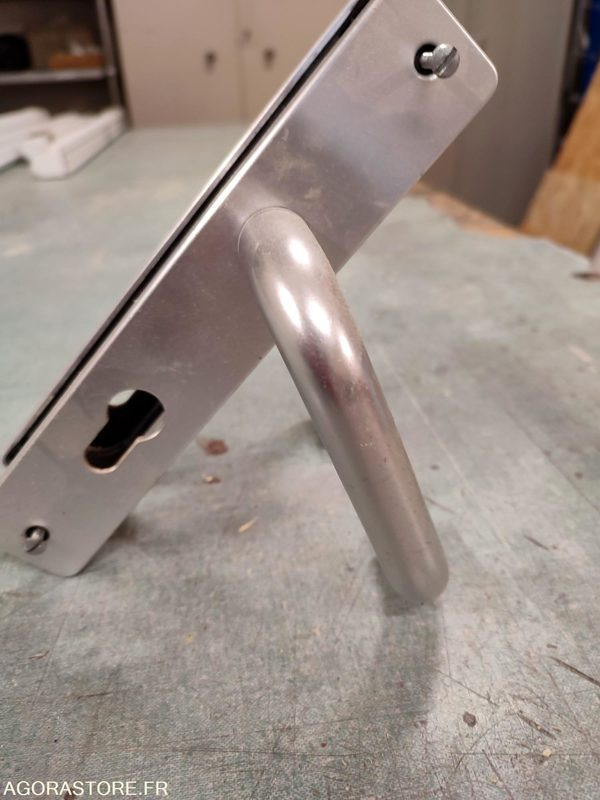 Lot de 9 poignées de porte en aluminium pour cylindres - Алат/ Опрема: слика 3 Lot de 9 poignées de porte en aluminium pour cylindres - Алат/ Опрема: слика 3