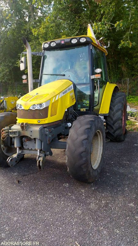 MASSEY FERGUSSON - 2013 - 9161kms - Трактор: слика 1 MASSEY FERGUSSON - 2013 - 9161kms - Трактор: слика 1