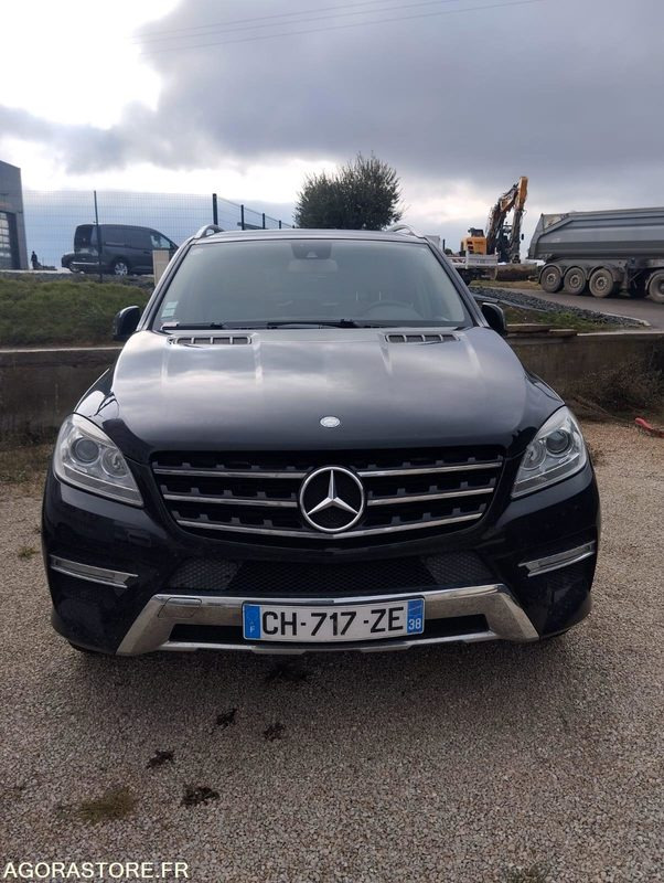 MERCEDES CLASSE ML 350 3.0 CDI BLUETEC V6 TURBO 4-MATIC - SUV: слика 3 MERCEDES CLASSE ML 350 3.0 CDI BLUETEC V6 TURBO 4-MATIC - SUV: слика 3