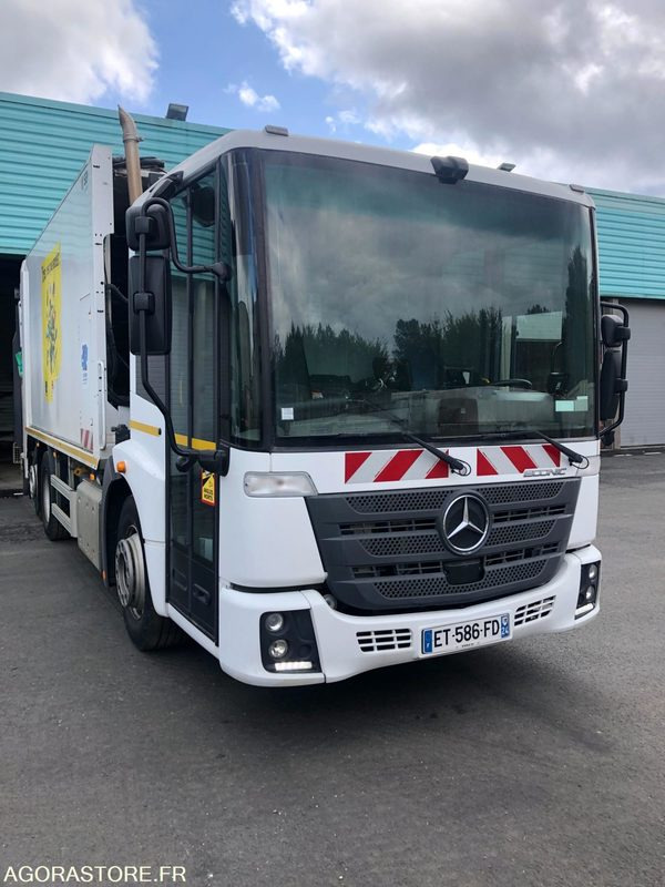 MERCEDES ECONIC (26t, 21 CV, 353 Cv, cabine bus, benne 23m3) - 138948 kms - 2018 - Камион за ѓубре: слика 2 MERCEDES ECONIC (26t, 21 CV, 353 Cv, cabine bus, benne 23m3) - 138948 kms - 2018 - Камион за ѓубре: слика 2