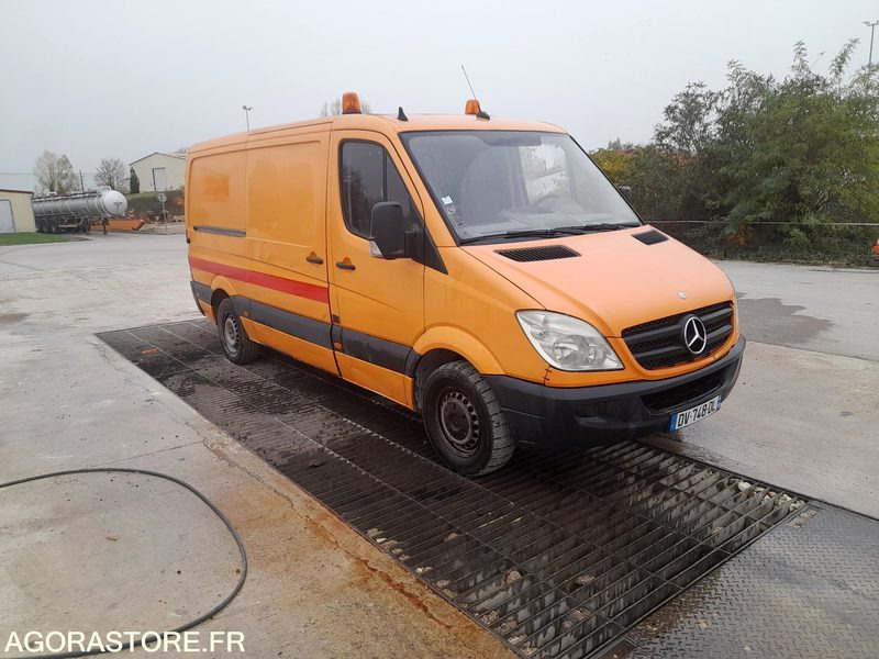 MERCEDES SPRINTER - 2008 - 313781 KM - Товарно комбе: слика 4 MERCEDES SPRINTER - 2008 - 313781 KM - Товарно комбе: слика 4