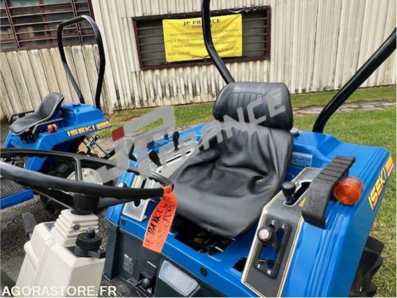 MICROTRACTEUR ISEKI 14 CV 4 ROUES MOTRICES DIESEL 1263H DANS L'ETAT ROULANT - Трактор: слика 3 MICROTRACTEUR ISEKI 14 CV 4 ROUES MOTRICES DIESEL 1263H DANS L'ETAT ROULANT - Трактор: слика 3