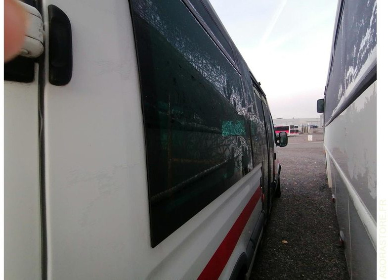 MINIBUS-RENAULT-MASTER-94740 (3102) MEC 2010/356076 KM- BA988TZ - Минибус, Патничко комбе: слика 5 MINIBUS-RENAULT-MASTER-94740 (3102) MEC 2010/356076 KM- BA988TZ - Минибус, Патничко комбе: слика 5