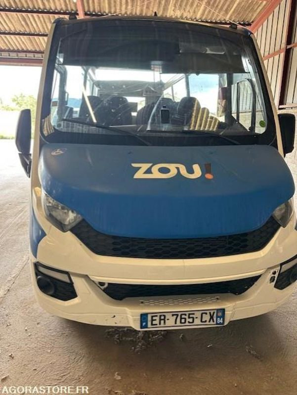 MINICARS IVECO BUS DAILY TOURYS 25397 MEC 2017 KM 239000 ER-765-CX - Минибус, Патничко комбе: слика 1 MINICARS IVECO BUS DAILY TOURYS 25397 MEC 2017 KM 239000 ER-765-CX - Минибус, Патничко комбе: слика 1