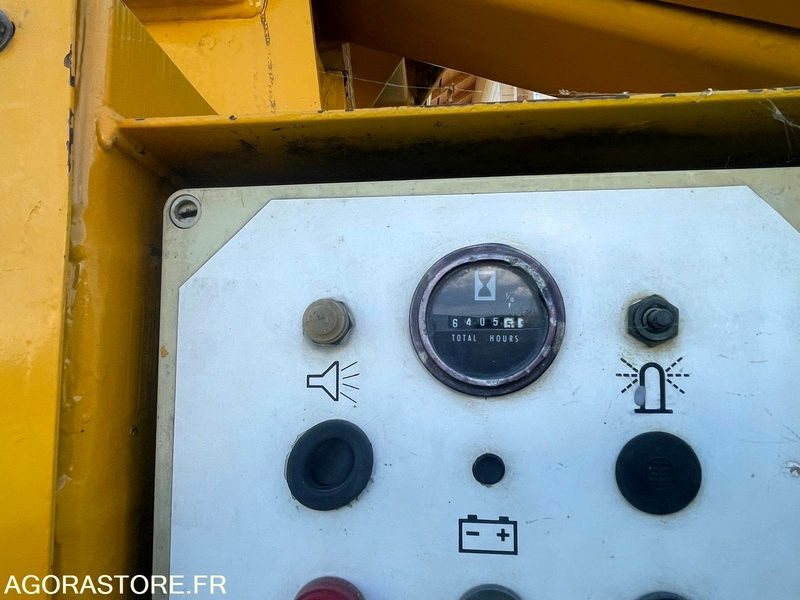 NACELLE HAULOTTE HA16D 4X4 1991 6400 HEURES - Дигачка платформа: слика 5 NACELLE HAULOTTE HA16D 4X4 1991 6400 HEURES - Дигачка платформа: слика 5