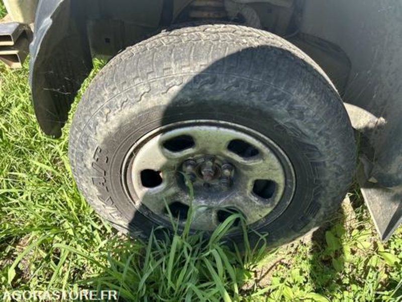 NISSAN NAVARRA - 2008 - 173581KM - 3389HN2B - Пикап: слика 4 NISSAN NAVARRA - 2008 - 173581KM - 3389HN2B - Пикап: слика 4