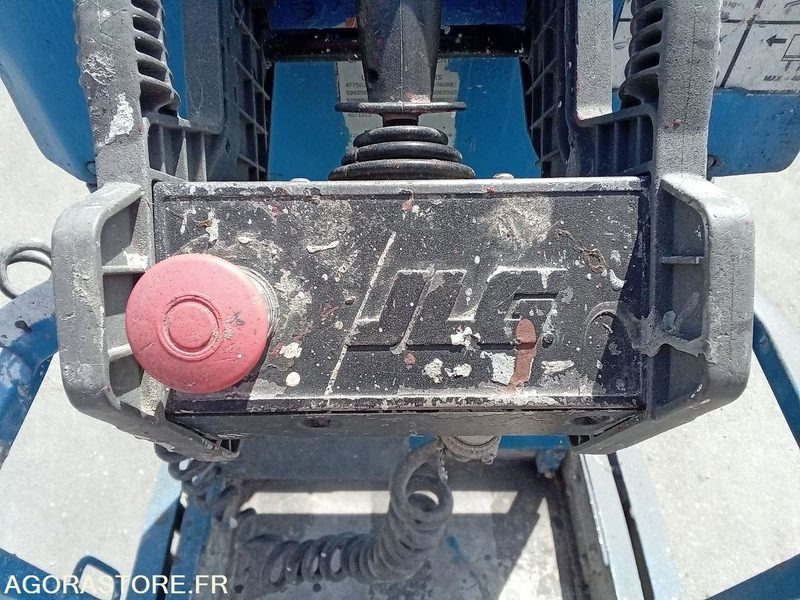 Дигачка платформа Nacelle electrique à ciseaux JLG 2030ES: слика 7