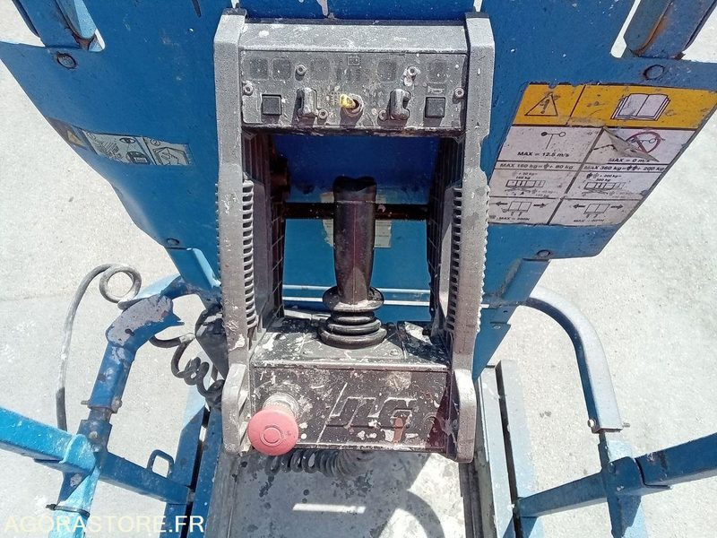 Дигачка платформа Nacelle electrique à ciseaux JLG 2030ES: слика 8