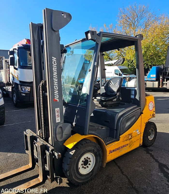Chariot élévateur Jungheinrich 2.5T - Опрема за ракување со материјали: слика 3 Chariot élévateur Jungheinrich 2.5T - Опрема за ракување со материјали: слика 3