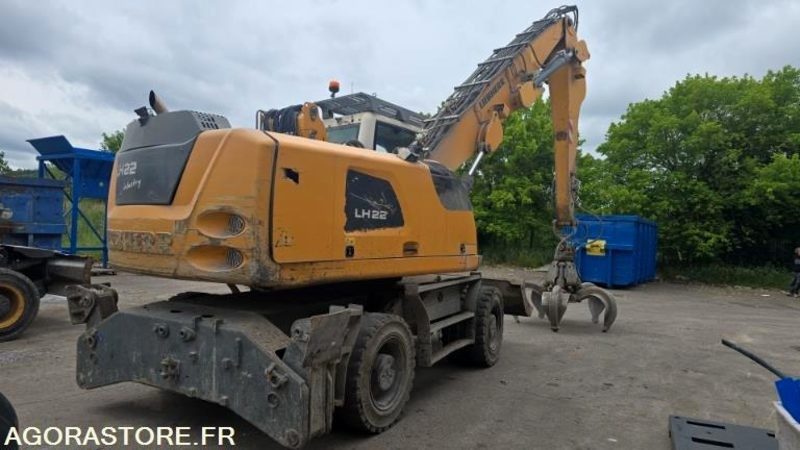 PELLE DE MANUTENTION SUR ROUE - LH22M LITRONIC LIEBHERR - 2017 / 12 053 HEURES - Багер: слика 1 PELLE DE MANUTENTION SUR ROUE - LH22M LITRONIC LIEBHERR - 2017 / 12 053 HEURES - Багер: слика 1