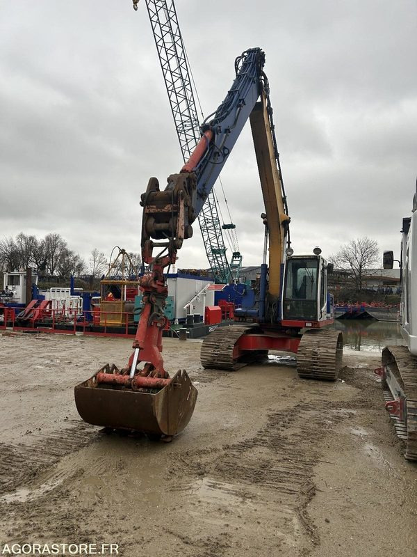 PELLE LIEBHERR - R914HDSL - 2002 - Багер: слика 2 PELLE LIEBHERR - R914HDSL - 2002 - Багер: слика 2