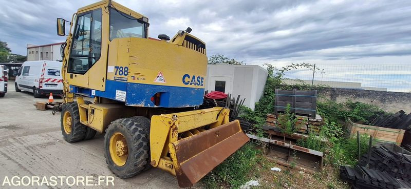 PELLE RAIL / ROUTE - CASE 788 PRR - 1999 / 13858 HEURES (3003381) - Багер на тркала: слика 3 PELLE RAIL / ROUTE - CASE 788 PRR - 1999 / 13858 HEURES (3003381) - Багер на тркала: слика 3