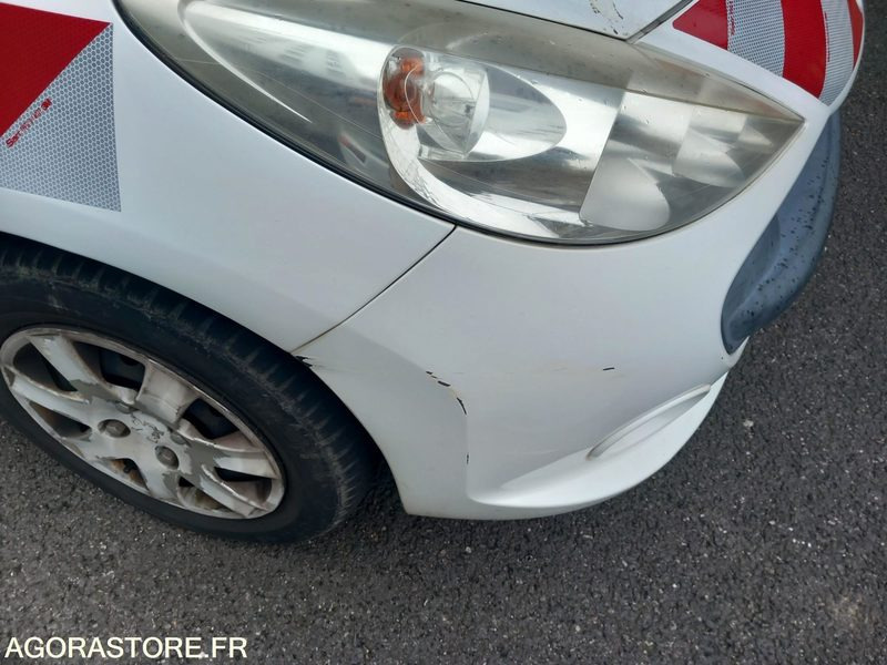 PEUGEOT 206+ 1.4i 73 cv - bon état - 103 800 km - SANS CT - CJ-124-LC - Автомобил: слика 3 PEUGEOT 206+ 1.4i 73 cv - bon état - 103 800 km - SANS CT - CJ-124-LC - Автомобил: слика 3