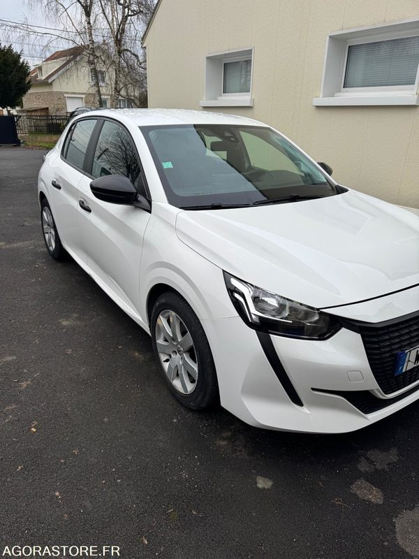 PEUGEOT - 208 - 2022 / 88000 KM - Автомобил: слика 1 PEUGEOT - 208 - 2022 / 88000 KM - Автомобил: слика 1