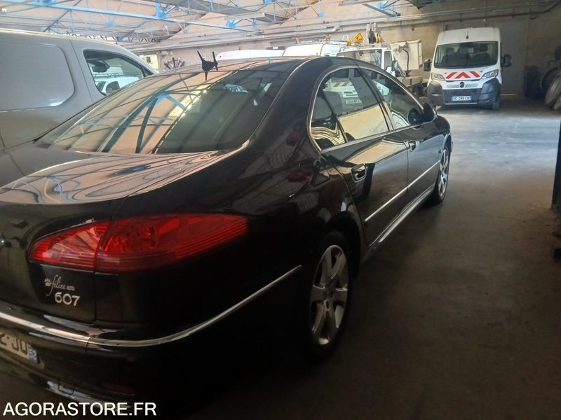 PEUGEOT 607 - Автомобил: слика 2 PEUGEOT 607 - Автомобил: слика 2
