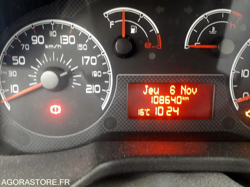 PEUGEOT BIPPER 2012 - Мало комбе: слика 4 PEUGEOT BIPPER 2012 - Мало комбе: слика 4