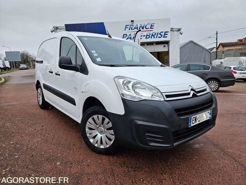 PEUGEOT PARTNER ÉLECTRIQUE 3 PLACES GPS CLIM - 2017 - 23300KMS - Мало комбе, Електрично комбе: слика 3 PEUGEOT PARTNER ÉLECTRIQUE 3 PLACES GPS CLIM - 2017 - 23300KMS - Мало комбе, Електрично комбе: слика 3