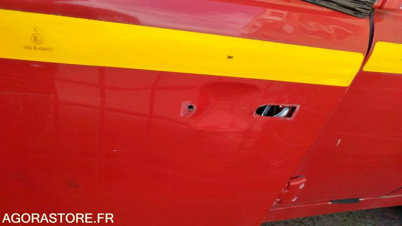 PICK-UP Land rover Defender - 2004 - 9266QL11 - Пикап: слика 4 PICK-UP Land rover Defender - 2004 - 9266QL11 - Пикап: слика 4