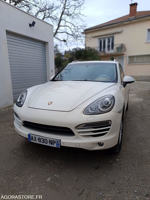 PORSCHE CAYENNE 3.6 V6 Tiptronic S 300CH Boîte automatique - 2010 - 148000kms - Автомобил: слика 2 PORSCHE CAYENNE 3.6 V6 Tiptronic S 300CH Boîte automatique - 2010 - 148000kms - Автомобил: слика 2