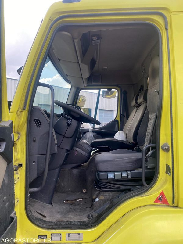 PORTEUR BOM 16T RENAULT FAUN -2012 / 252385 KM (4008) - Камион за ѓубре: слика 4 PORTEUR BOM 16T RENAULT FAUN -2012 / 252385 KM (4008) - Камион за ѓубре: слика 4