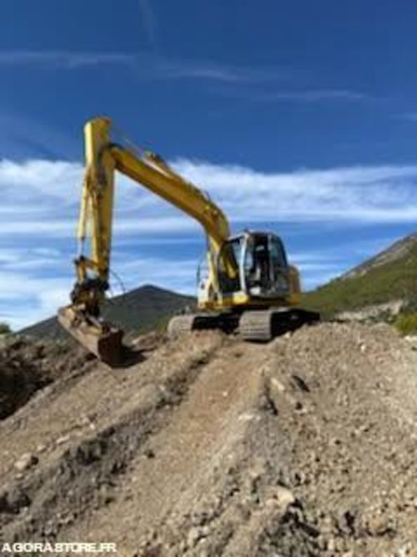 Pelle New Holland E135SR-1ES Diesel 2007 - Багер гасеничар: слика 1 Pelle New Holland E135SR-1ES Diesel 2007 - Багер гасеничар: слика 1